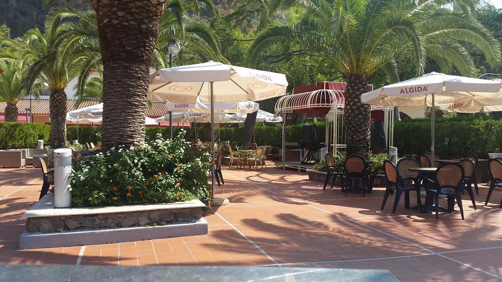 Villaggio Turistico La Mantinera - Aparthotel