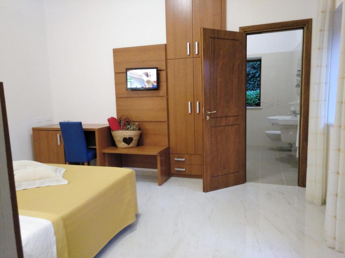 Villaggio Turistico La Mantinera - Aparthotel 3*