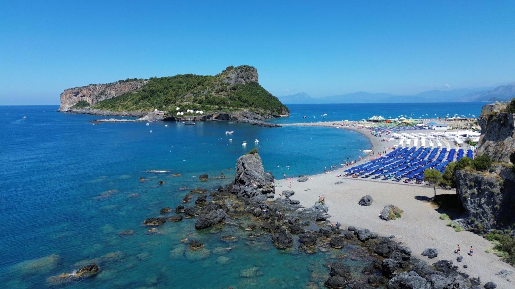 Villaggio Turistico La Mantinera - Aparthotel