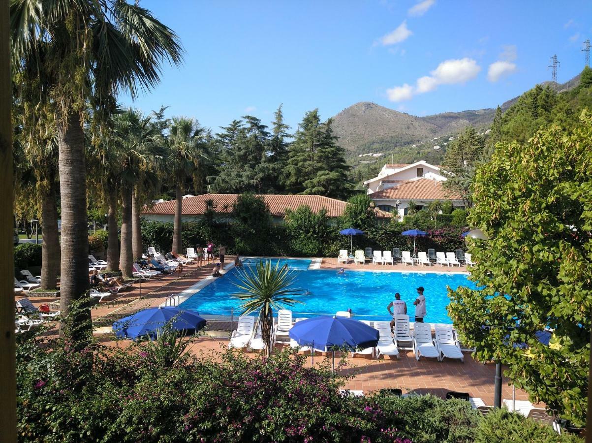 Apartahotel Villaggio Turistico La Mantinera - 3*